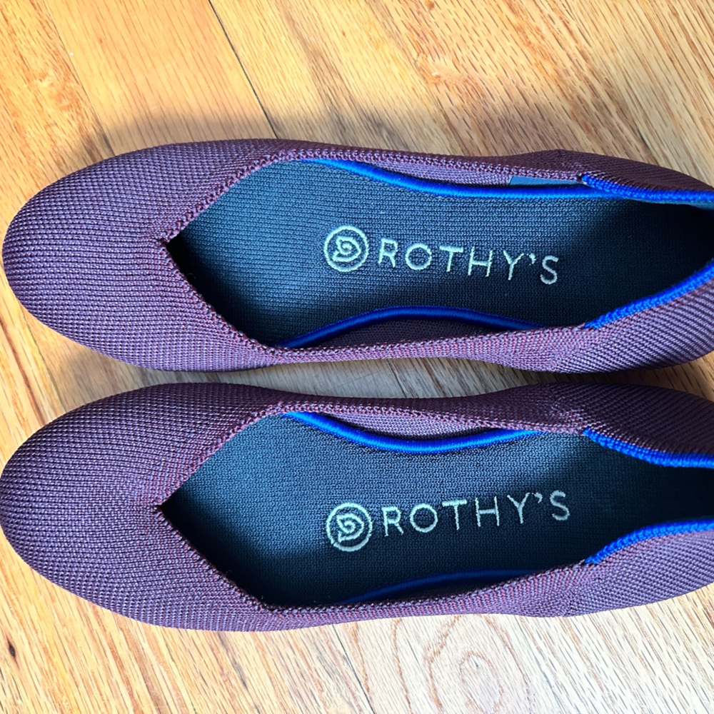 Rothy’s size 6 purple flats